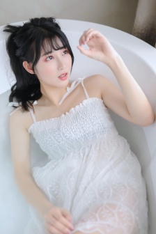 德井唯